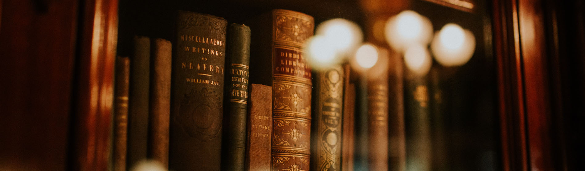 An image of a book shelf