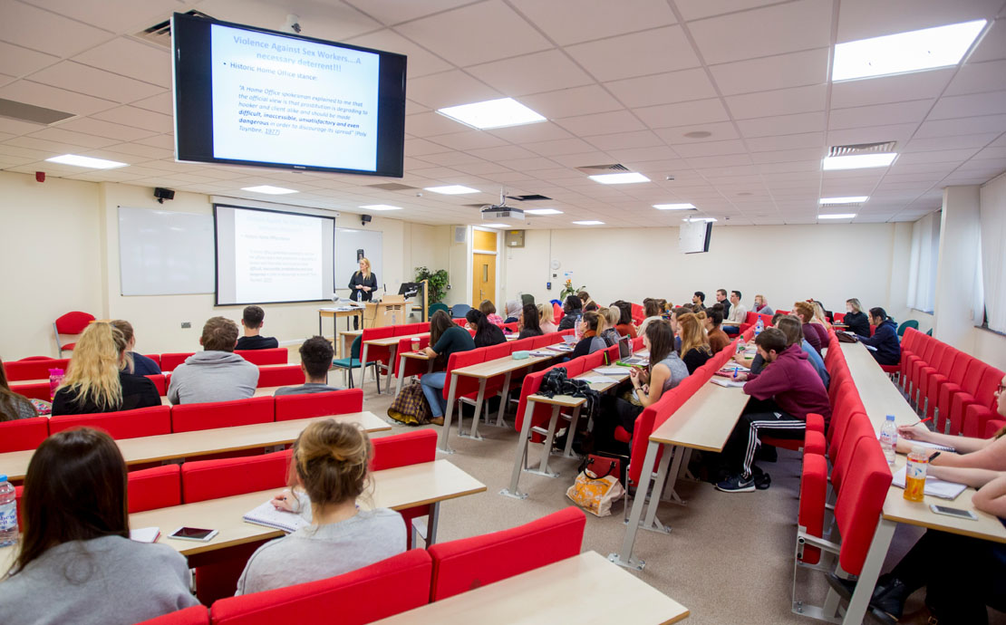 A full lecture theatre